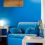 Carella לינה וארוחת בוקר