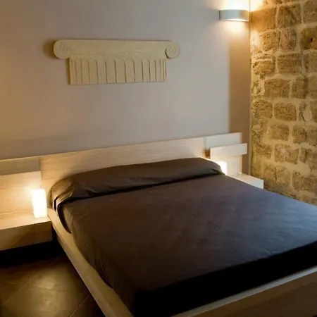 Carella Bed and Breakfast 4*